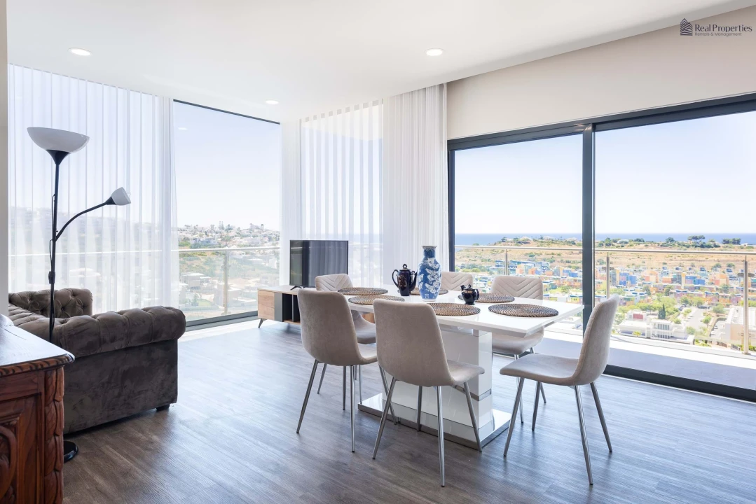 Apartamento T3 para Venda em Albufeira e Olhos de Água Foto 1
