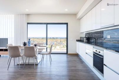 Apartamento T3 para Venda em Albufeira e Olhos de Água