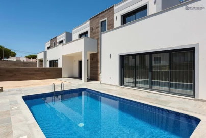 Moradia T3 para Venda em Albufeira e Olhos de Água