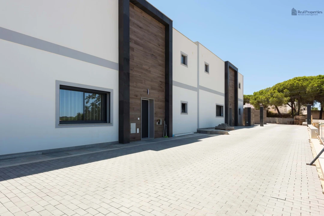 Moradia T3 para Venda em Albufeira e Olhos de Água Foto 26