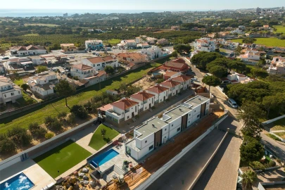 Moradia T3 para Venda em Albufeira e Olhos de Água