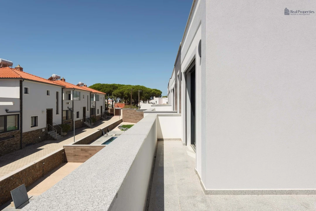 Moradia T3 para Venda em Albufeira e Olhos de Água Foto 23