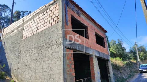 Terreno para Venda em Venda do Pinheiro e Santo Estêvão das Galés