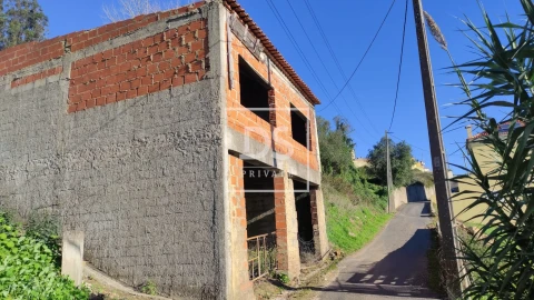 Terreno para Venda em Venda do Pinheiro e Santo Estêvão das Galés
