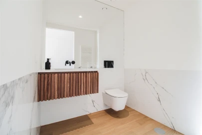 Apartamento T4 para Venda em Aldoar, Foz do Douro e Nevogilde