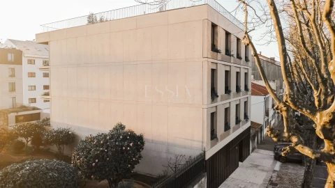 Apartamento T4 para Venda em Aldoar, Foz do Douro e Nevogilde