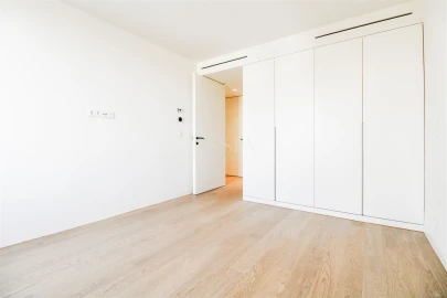 Apartamento T4 para Venda em Aldoar, Foz do Douro e Nevogilde