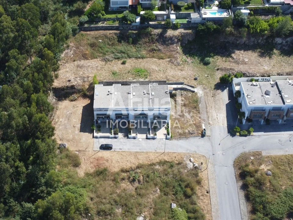 Terreno para Venda em Infias Foto 4