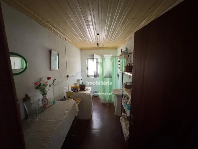 Moradia T4 para Venda em Covas do Douro Foto 17