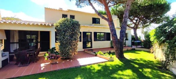 Moradia T4 para Venda em Colares