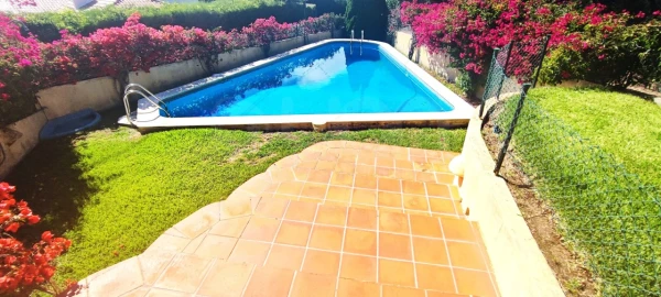 Moradia T4 para Venda em Colares
