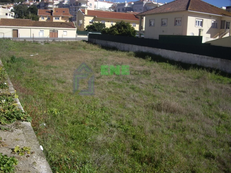 Terreno para Venda em Venda do Pinheiro e Santo Estêvão das Galés Foto 2