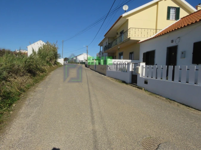 Terreno Misto para Venda em Freiria Foto 5