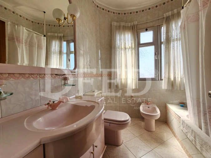 Moradia T3 para Venda em Funchal (Santa Maria Maior) Foto 9