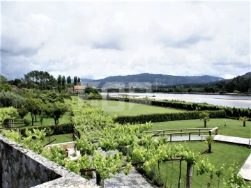 Quinta T7 para Venda em Santa Marta de Portuzelo