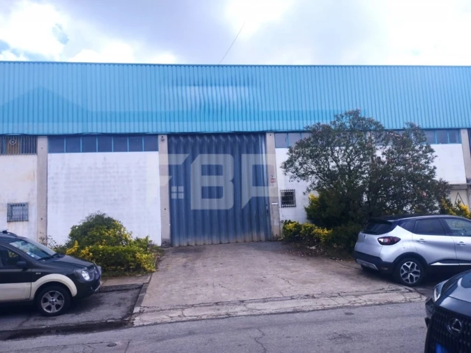 Armazém para Arrendamento em Muro