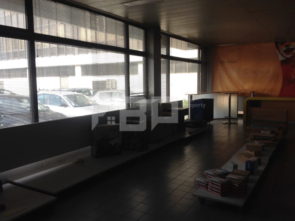 Loja para Arrendamento em Perafita, Lavra e Santa Cruz do Bispo Foto 4