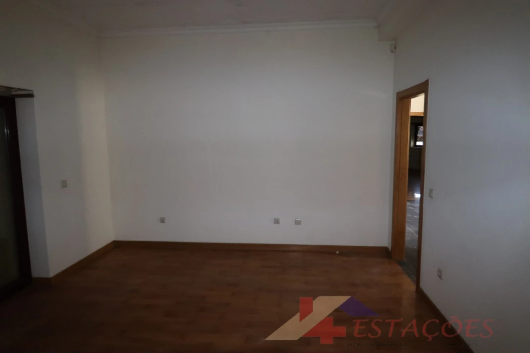 Moradia T4 para Venda em Pombal Foto 14