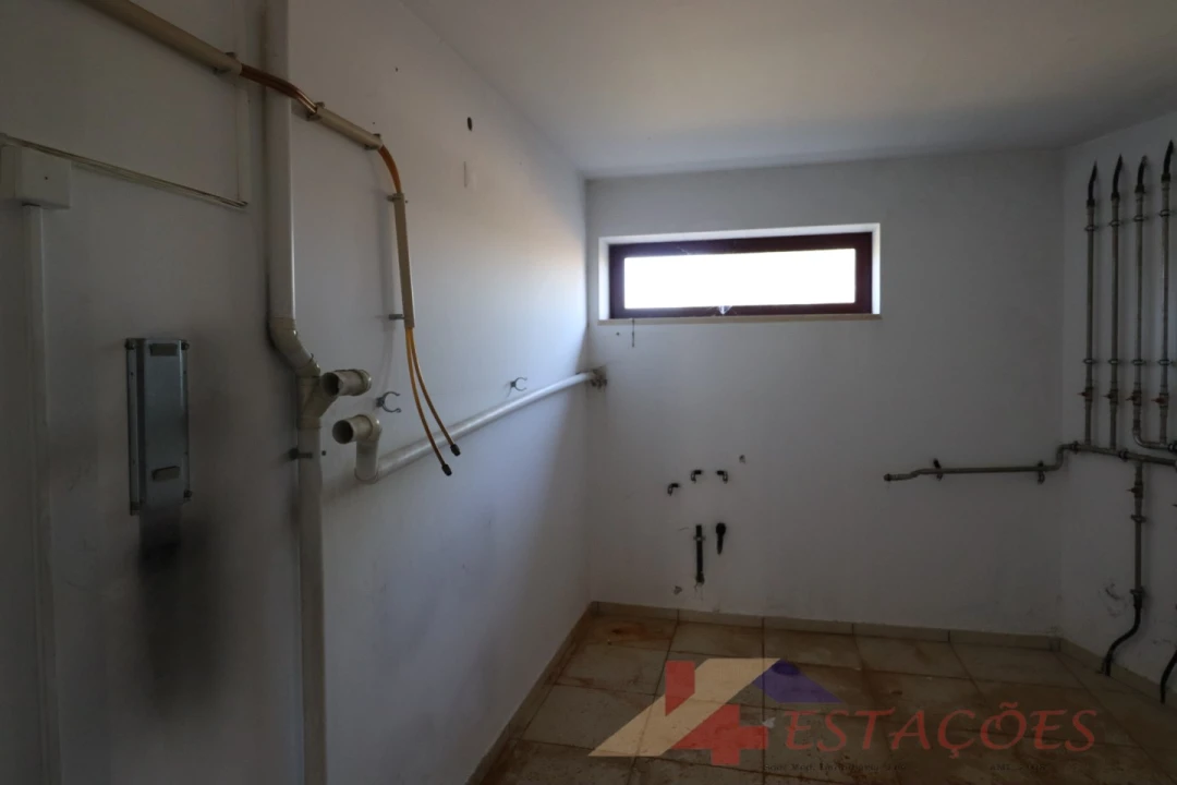 Moradia T4 para Venda em Pombal Foto 47
