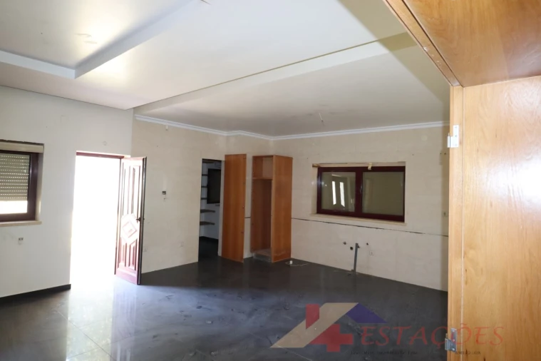 Moradia T4 para Venda em Pombal Foto 28