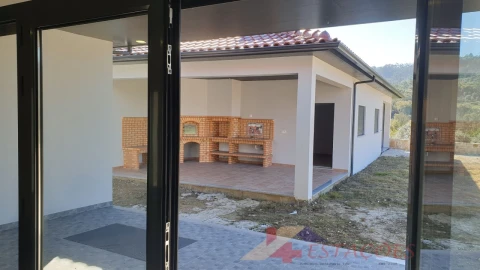 Moradia T4 para Venda em Pombal
