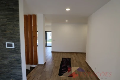 Moradia T4 para Venda em Pombal