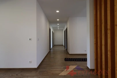 Moradia T4 para Venda em Pombal