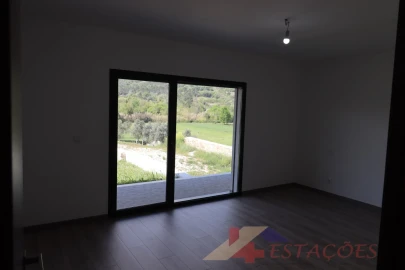Moradia T4 para Venda em Pombal
