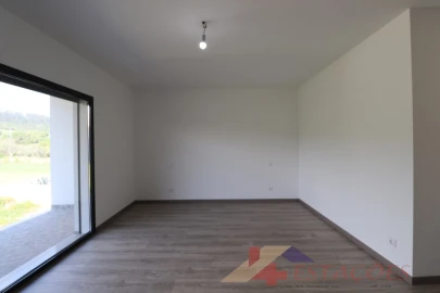 Moradia T4 para Venda em Pombal