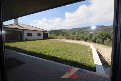 Moradia T4 para Venda em Pombal
