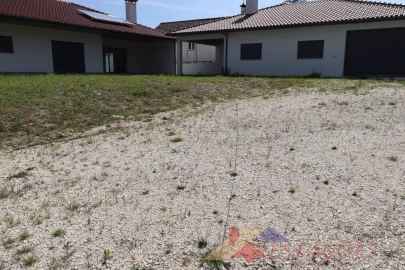 Moradia T4 para Venda em Pombal