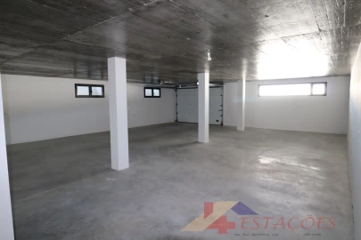 Moradia T4 para Venda em Pombal