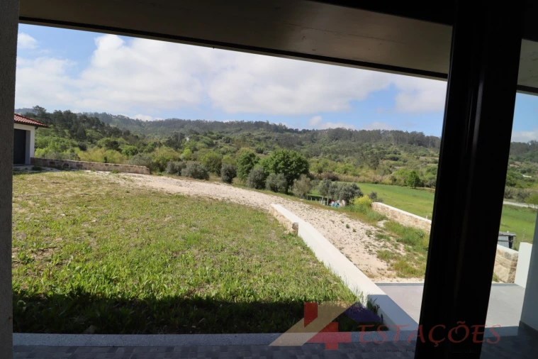 Moradia T4 para Venda em Pombal Foto 32