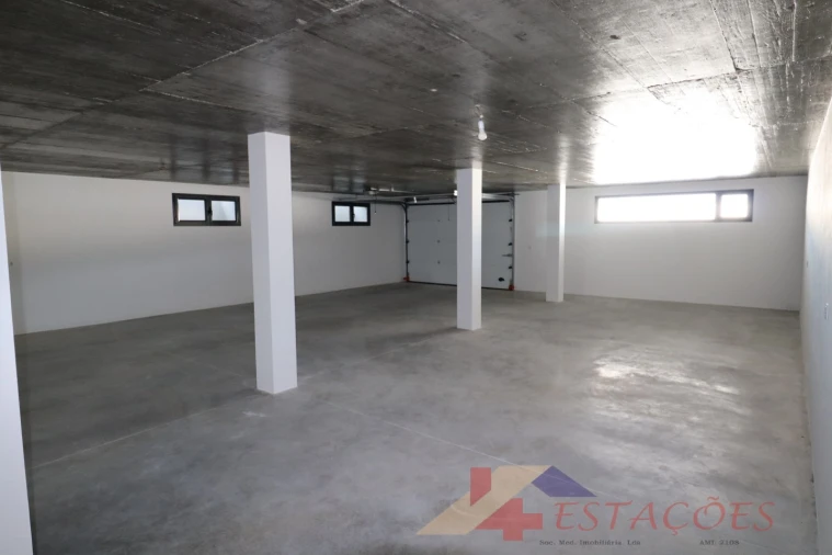 Moradia T4 para Venda em Pombal Foto 47