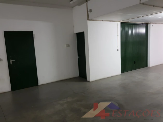 Loja para Venda em Santiago e São Simão de Litém e Albergaria dos Doze Foto 8