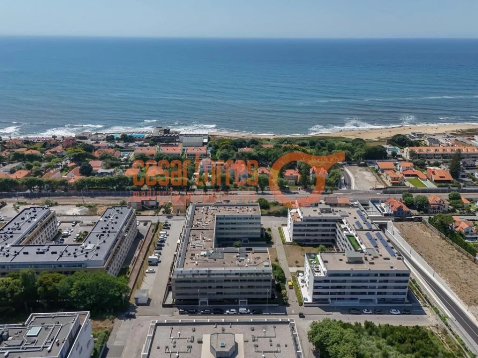 Apartamento T3 para Venda em Arcozelo Foto 1