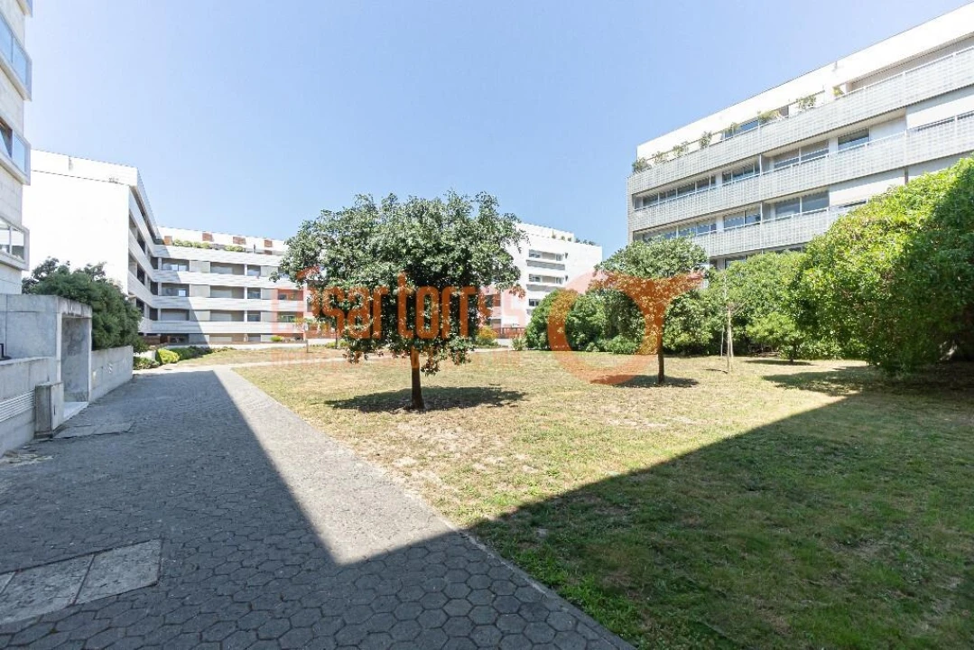 Apartamento T3 para Venda em Arcozelo Foto 22