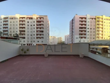 Apartamento T1 para Venda em Corroios