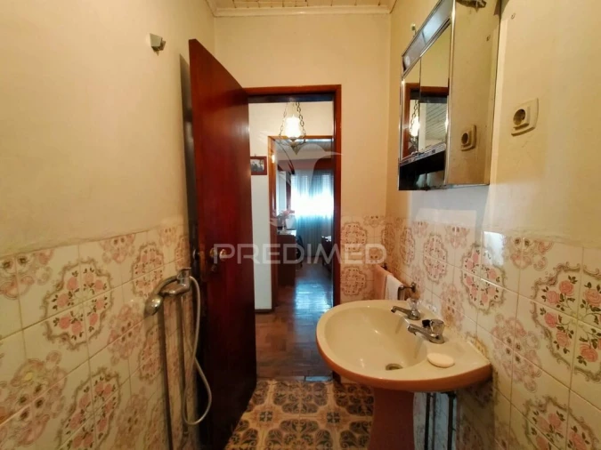 Moradia T2 para Venda em Alcanede Foto 12