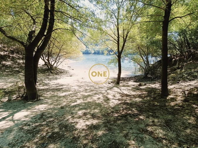 Terreno para Venda em Campo do Geres Foto 4