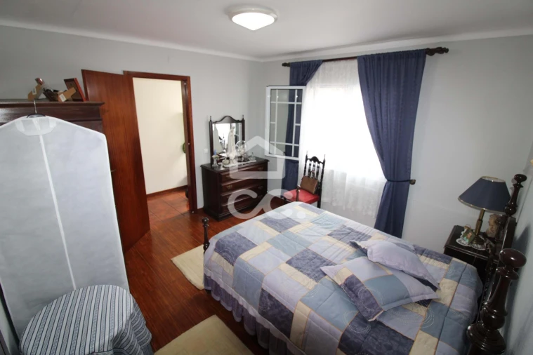 Moradia T3 para Venda em Povoação Foto 14