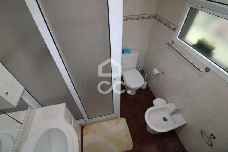 Moradia T3 para Venda em Povoação Foto 13