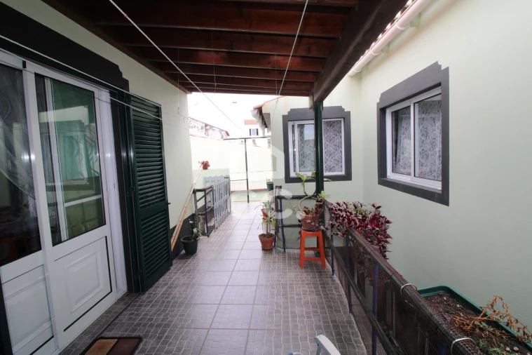 Moradia T3 para Venda em Povoação Foto 10