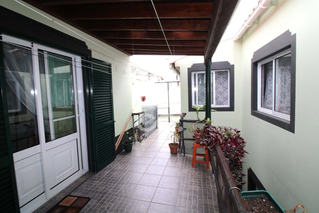 Moradia T3 para Venda em Povoação Foto 17