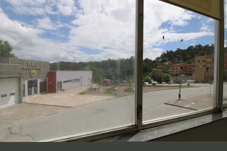 Negócio para Venda em Fervença Foto 4