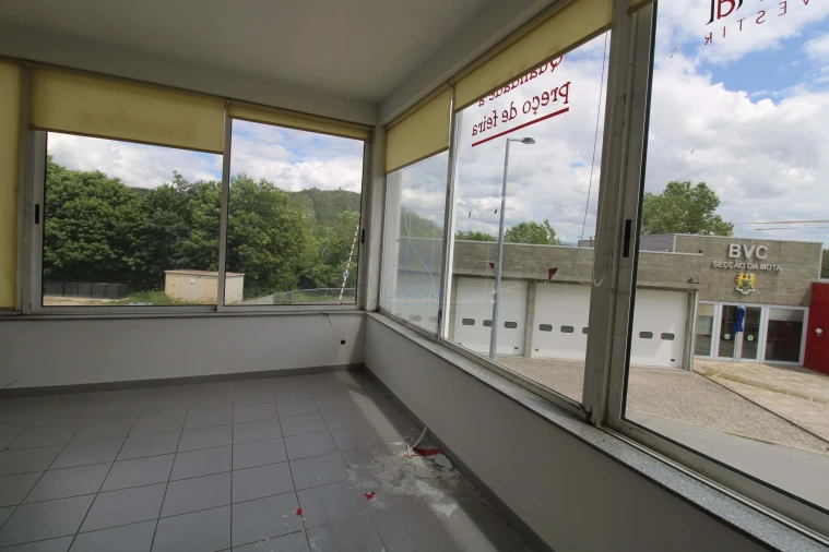 Negócio para Venda em Fervença Foto 2