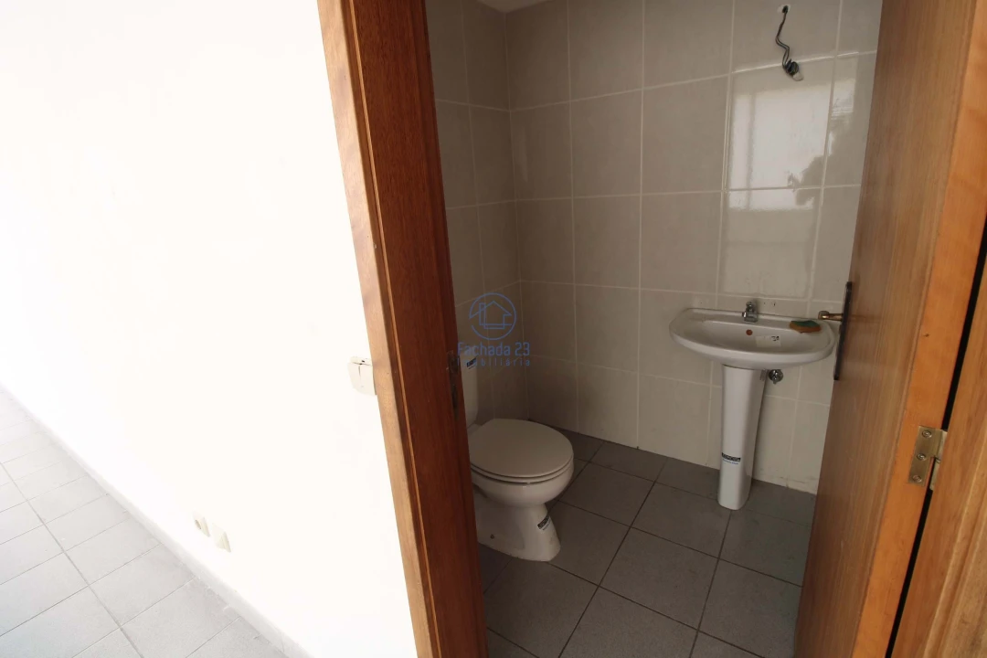 Negócio para Venda em Fervença Foto 3