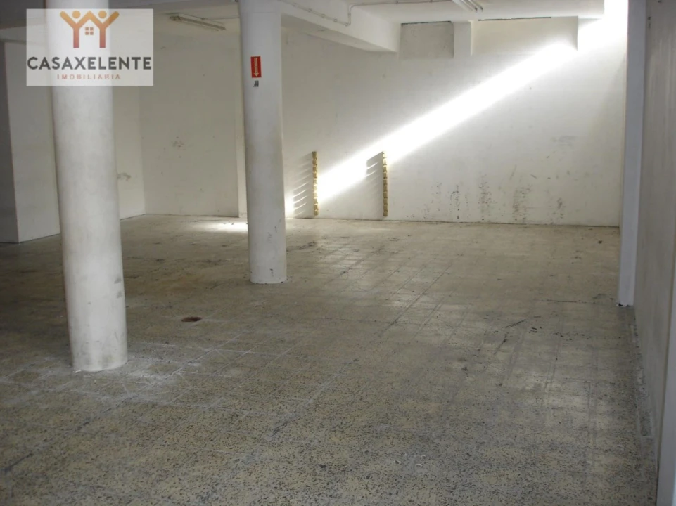 Armazém para Arrendamento em Pontinha e Famões Foto 4