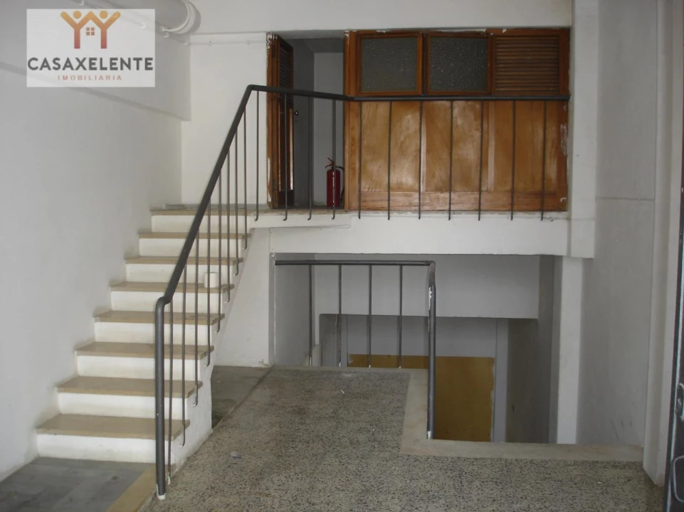 Armazém para Arrendamento em Pontinha e Famões Foto 7