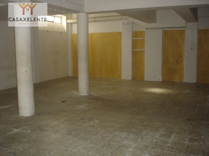 Armazém para Arrendamento em Pontinha e Famões Foto 6